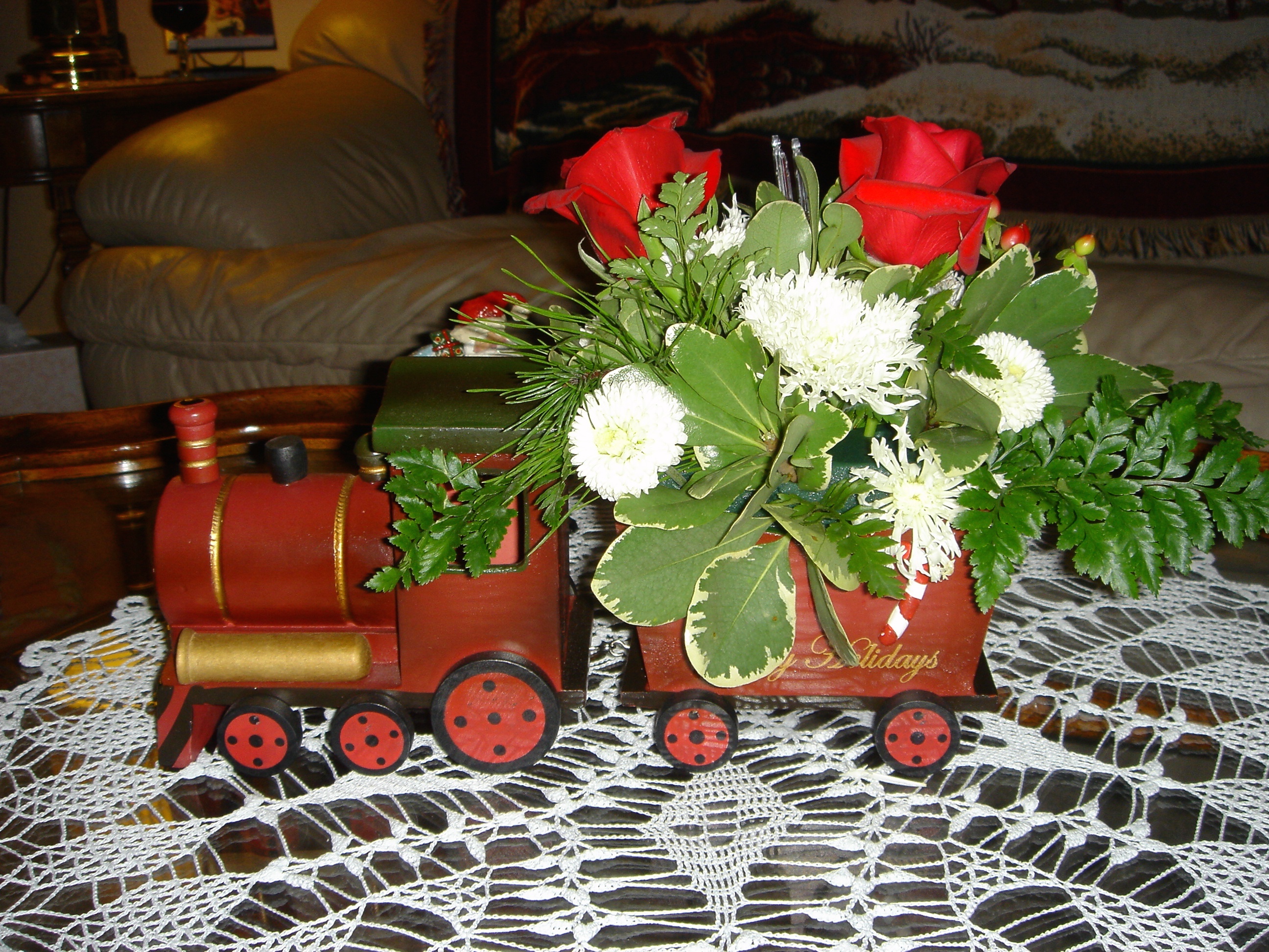 2004-12-23-01 Christmas Eve J&J.jpg